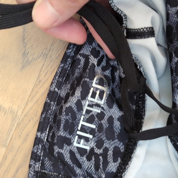 Danskin Cropped Animal Print Leggings Size S - Picture 4 of 7